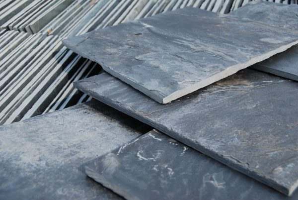 Slate Tiles Africa Blue — natural slate, detail view of the stone